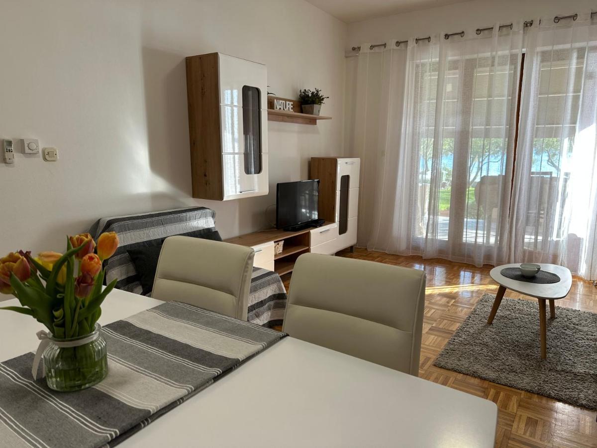 Apartmani Roko Biograd Na Moru Exterior foto